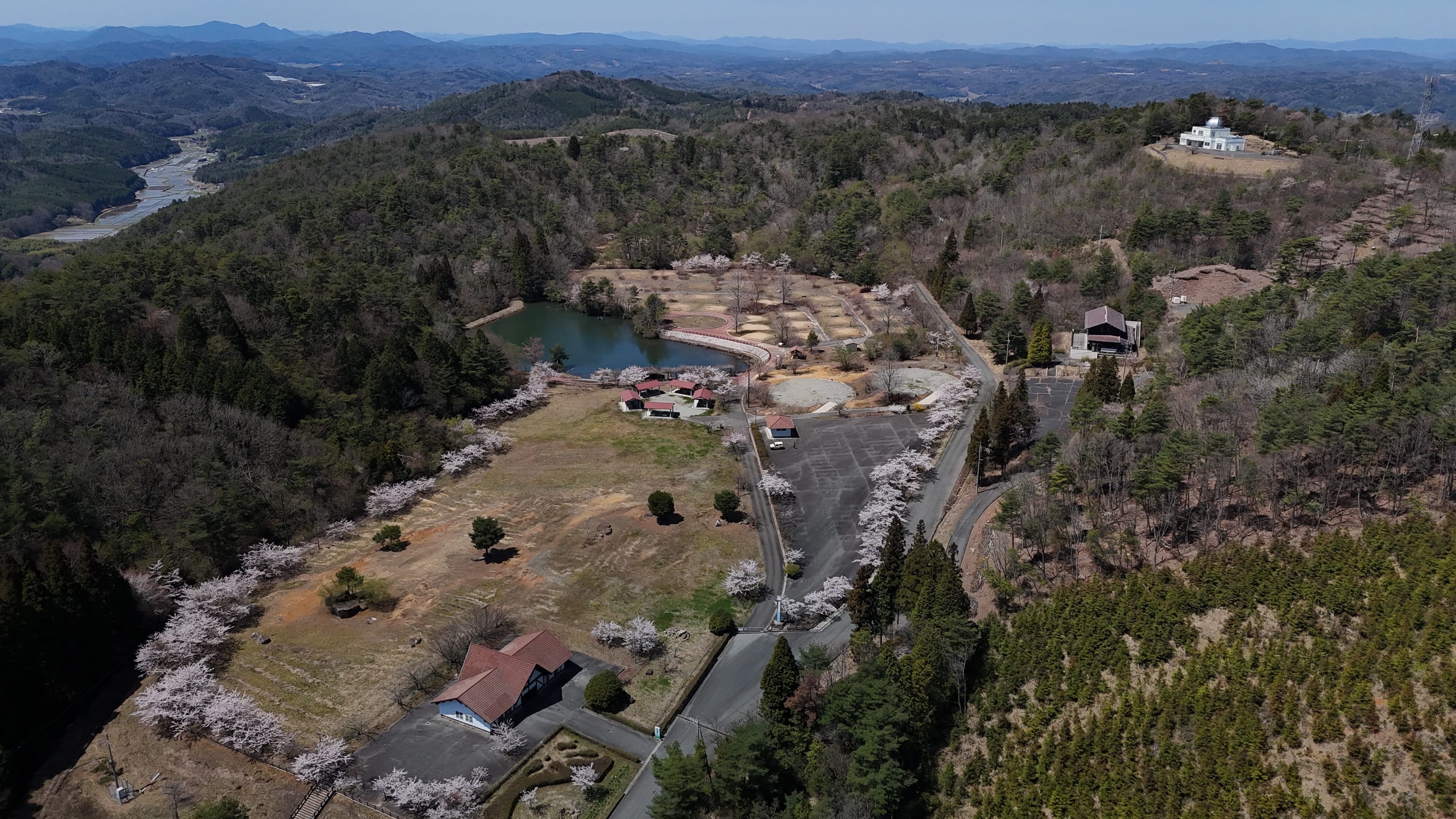 宇根山空撮 春の全景